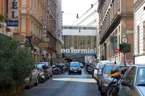 Termini Accommodation Рим Екстериор снимка