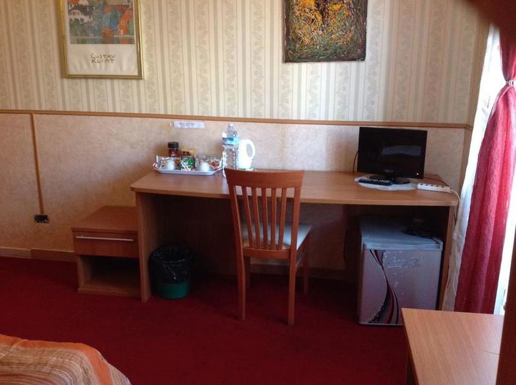 Termini Accommodation Рим Екстериор снимка