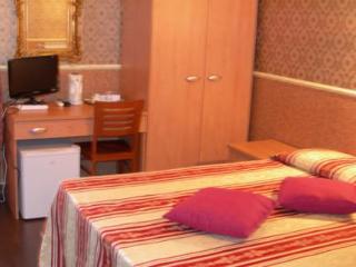 Termini Accommodation Рим Екстериор снимка